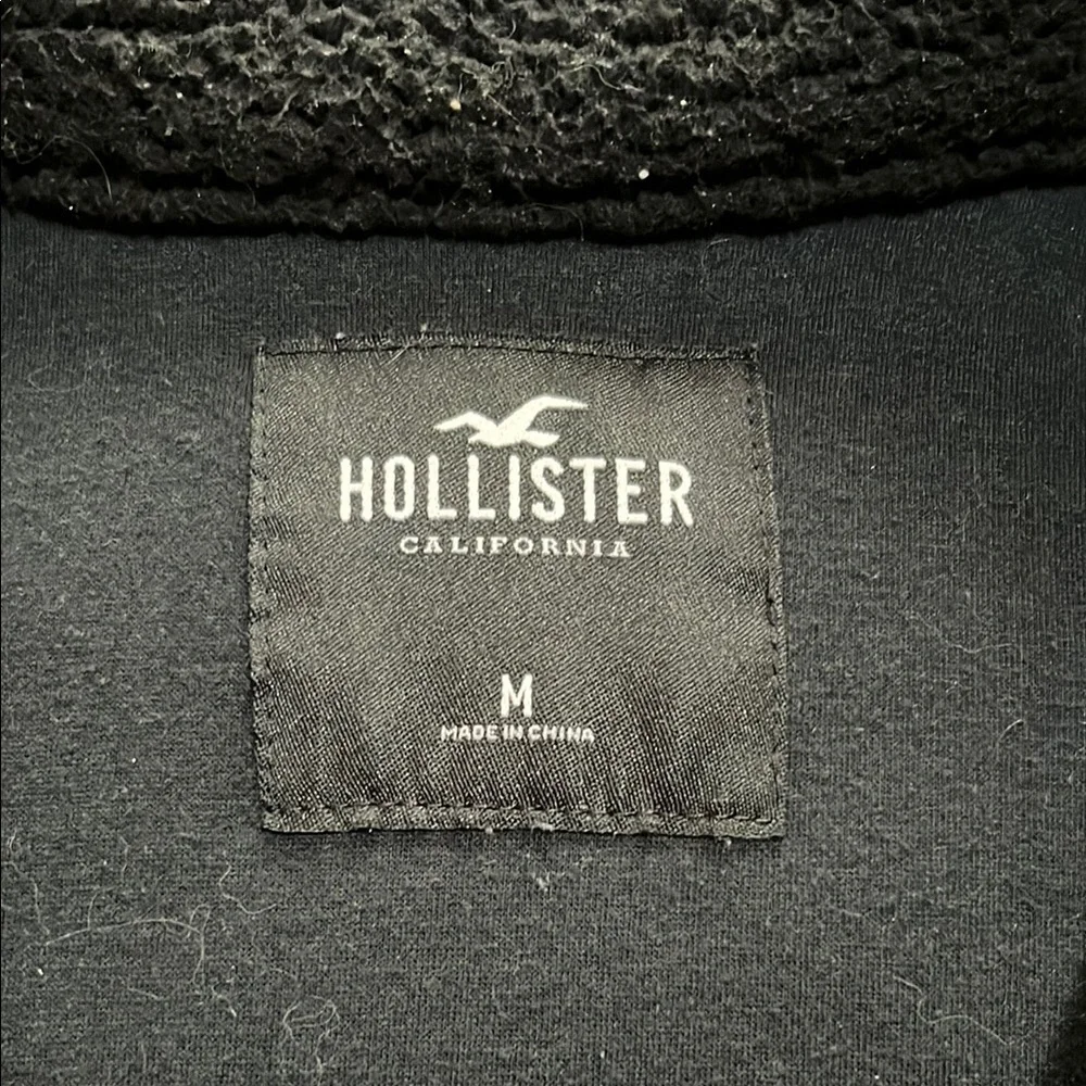 Hollister Black Lightweight Sherpa Jacket 2022 - Picture 2 of 7